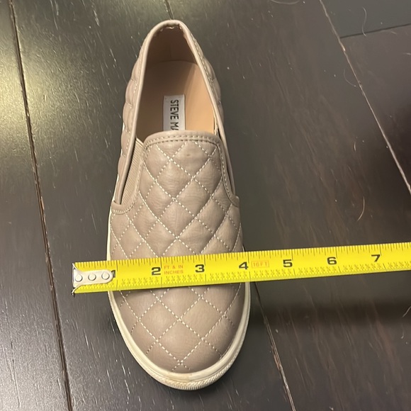 Steve Madded Quilted Slip Ons - Picture 5 of 6